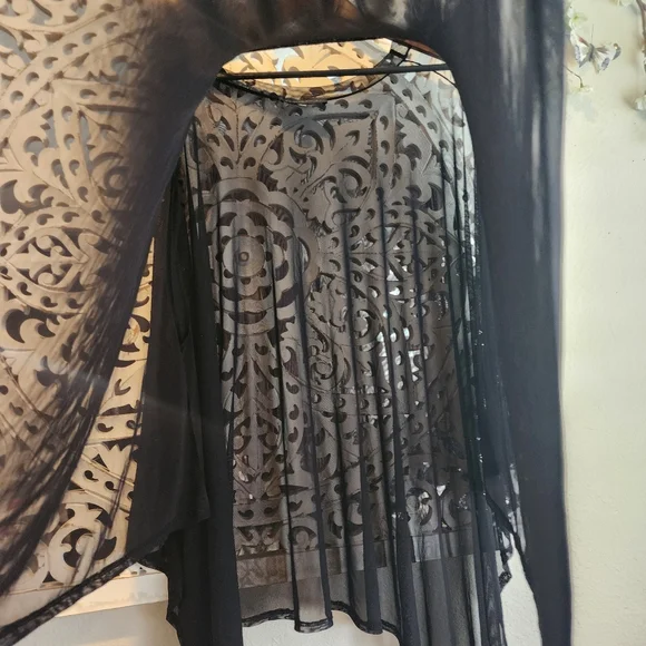 Foxblood Mesh Rhiannon Flowing Tunic Top Black One Size Fits All - Picture 11 of 14